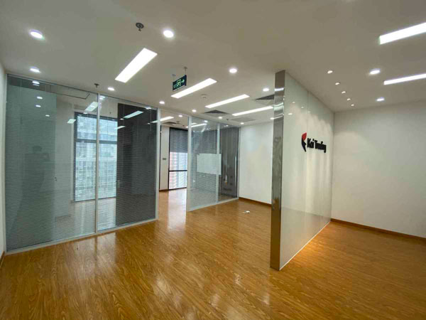 北京萬達(dá)廣場A座小面積精裝修正對電梯